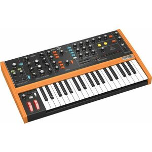 Behringer Model D imagine