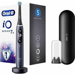 Periuta de dinti electrica Oral-B iO7N cu Tehnologie Magnetica si Micro-Vibratii, Inteligenta artificiala, Display led interactiv, Senzor de presiune Smart, Timer vizibil, 5 moduri, 1 capat, Incarcator magnetic, Trusa de calatorie (Negru) imagine