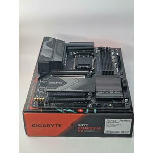 Placa de baza GIGABYTE X670 GAMING X AX V2, AMD X670, AM5, ATX imagine