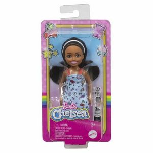 Papusa - Barbie Chelsea - Creola cu par saten si rochita albastra - Barbie - Mattel imagine